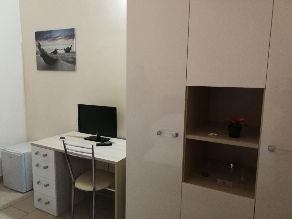 Dante Rooms Катания Екстериор снимка