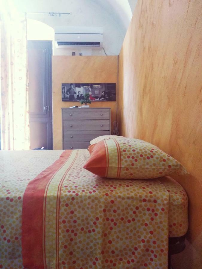 Dante Rooms Катания Екстериор снимка