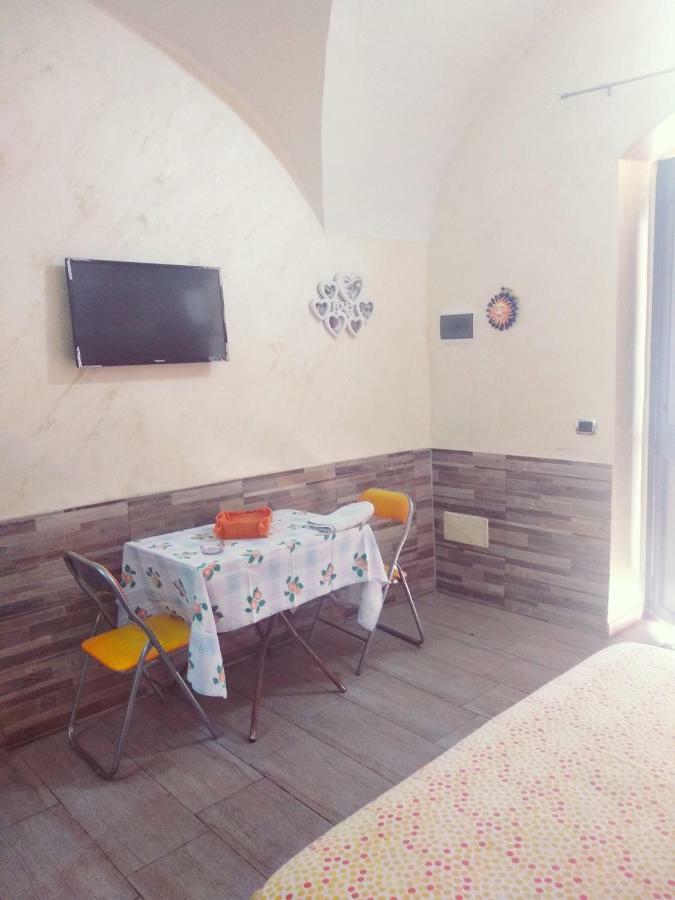 Dante Rooms Катания Екстериор снимка